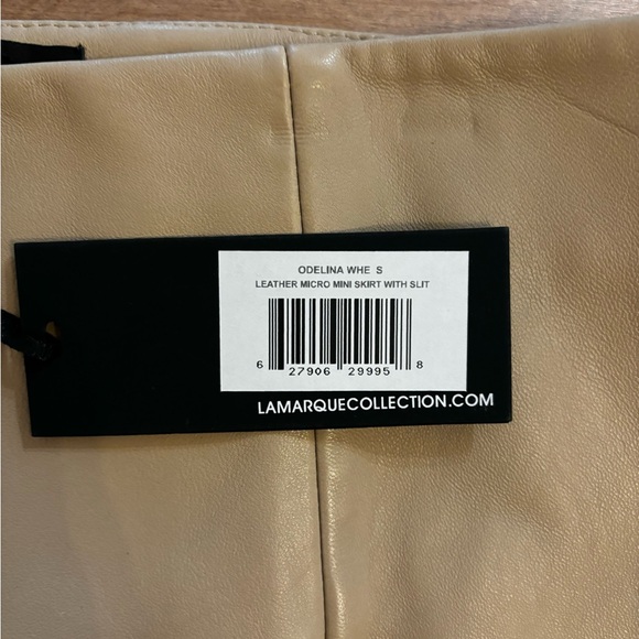 LAMARQUE mini skirt NEW** size small - Picture 3 of 3